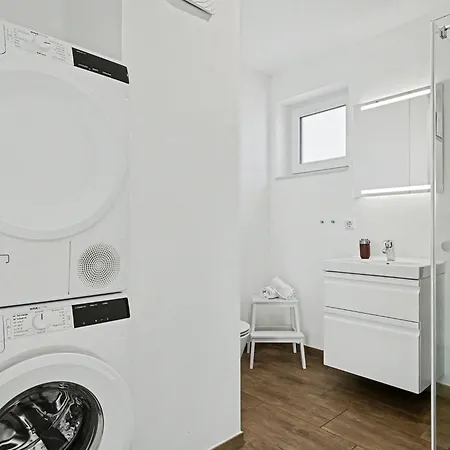 Penthouse Imort - 654 By Interhome Apartamento
